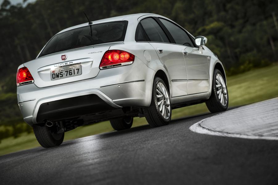  Fiat Linea Absolute 2014 года  (фото 20 из 24)
